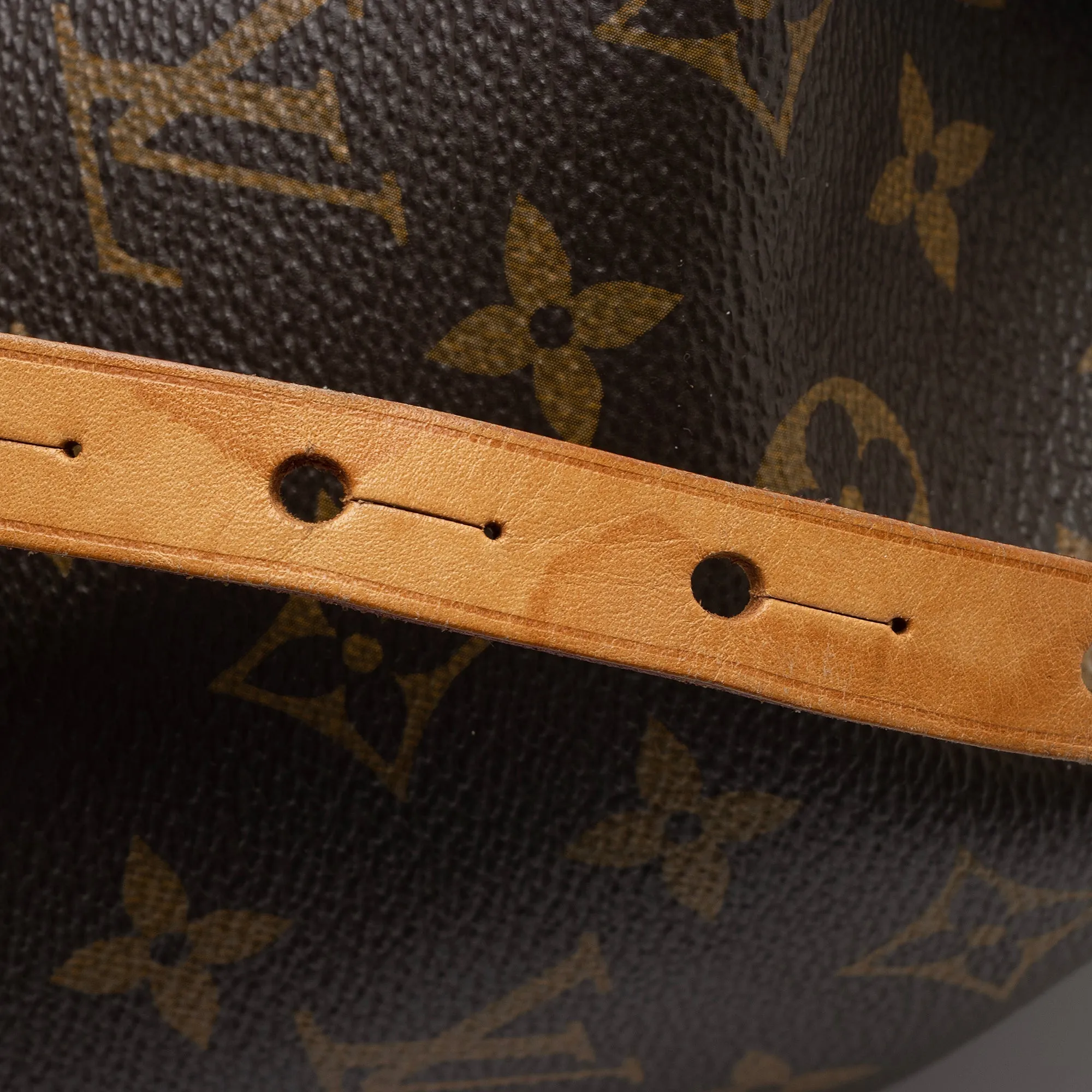 Louis Vuitton Monogram Canvas Neo Montsouris Backpack (SHF-KCbkl4)