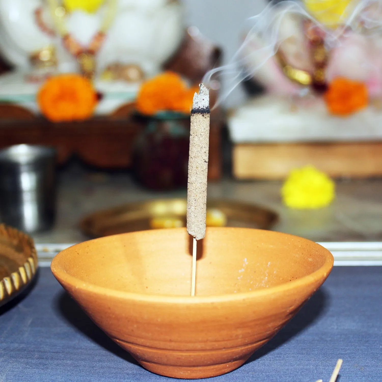 Plato Incense Stick Stand And Loban Sticks | Artistic Incense Stick Stand
