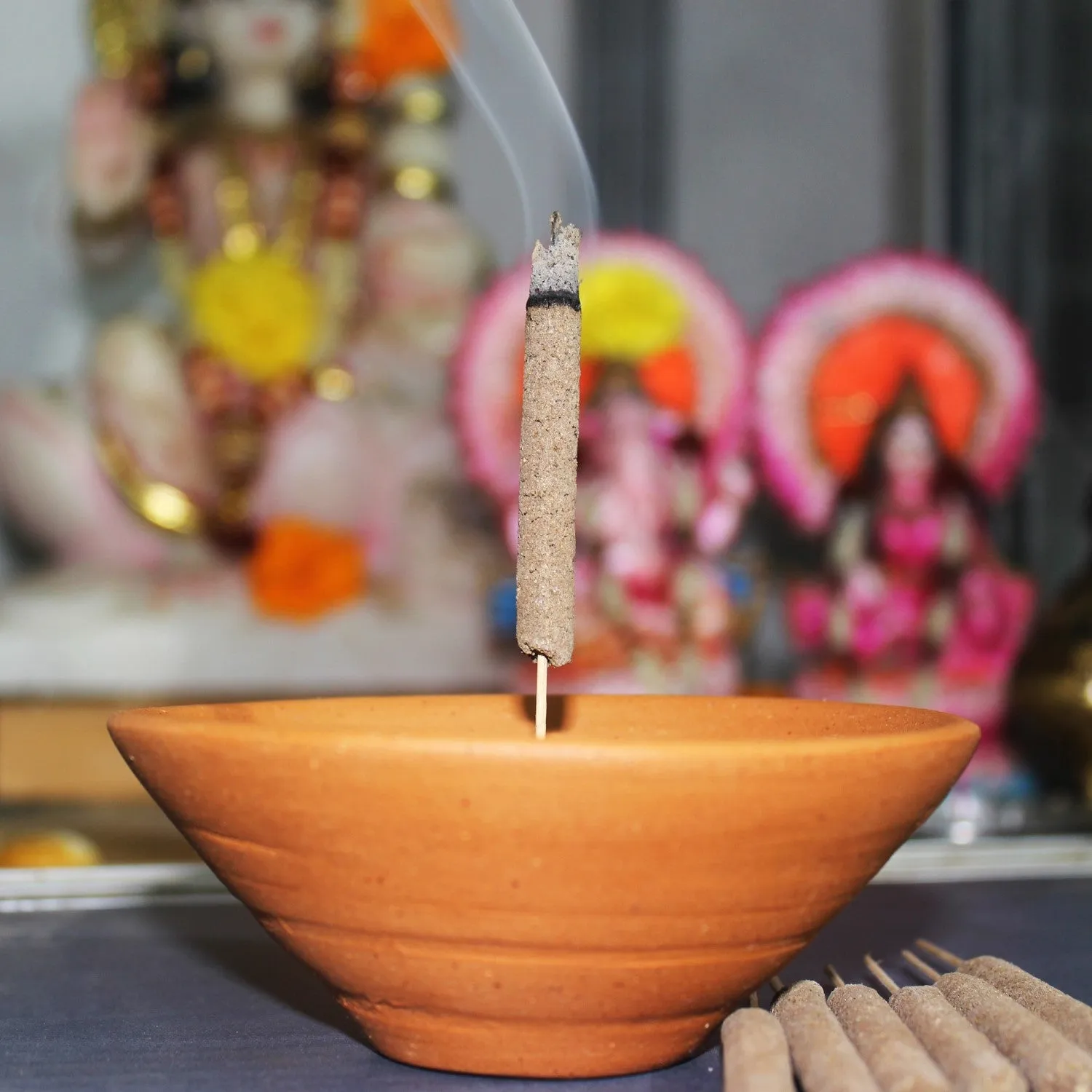 Plato Incense Stick Stand And Loban Sticks | Artistic Incense Stick Stand